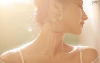 胸乳无遮挡视频,时尚潮流还是道德边界？