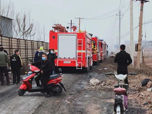 消防车救火现场视频,消防车救火现场惊心动魄瞬间