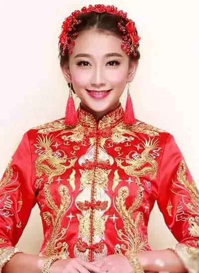 秀禾服新娘发型视频,古典韵味与现代美的完美融合